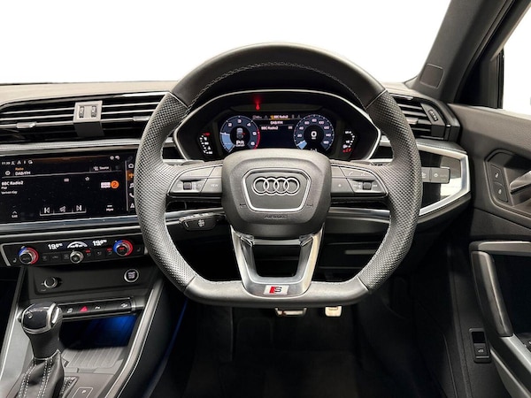 Used Audi Q3 2024 for sale - 75971016: Photo 9