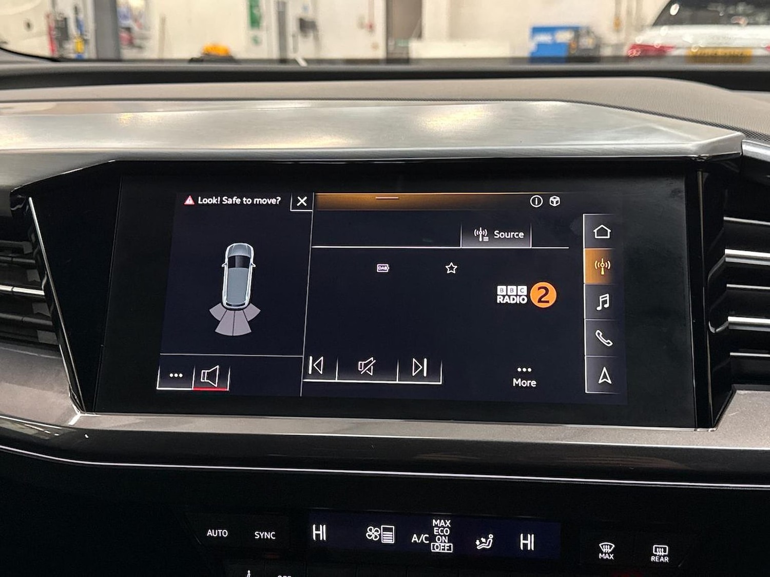 Used Audi Q4 e-tron 2021 for sale - 76638904: Photo 23