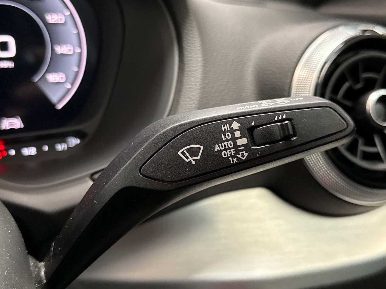 Used Audi Q2 2024 for sale - 78121825: Photo 30