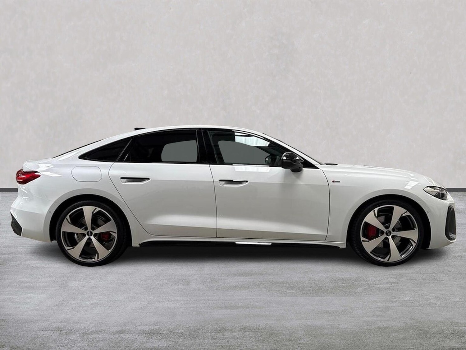 Used Audi A5 2025 for sale - 76720292: Photo 3