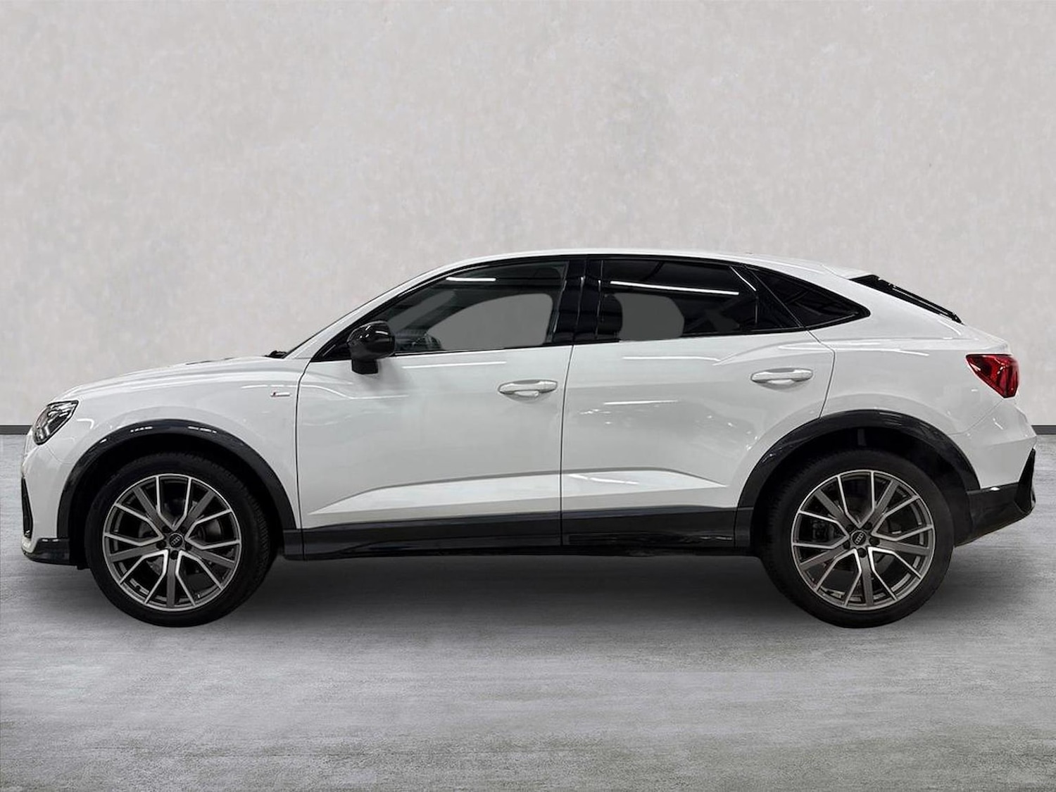 Used Audi Q3 2025 for sale - 76720277: Photo 19