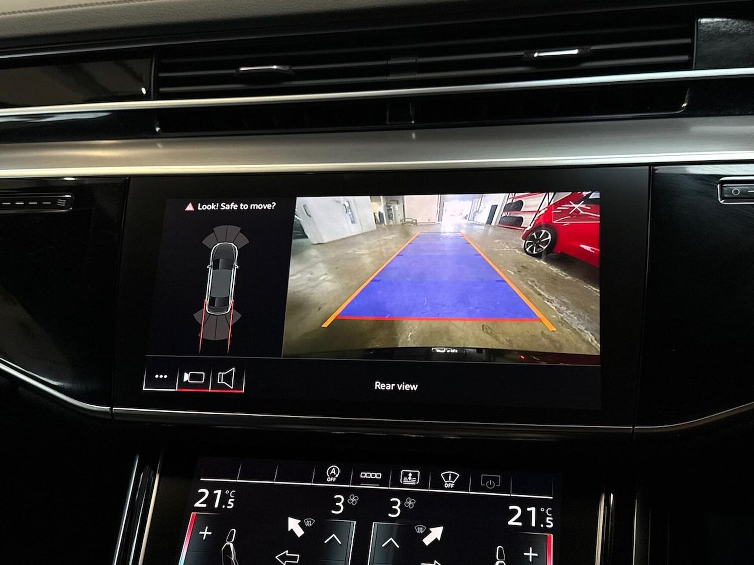 Used Audi A8 2023 for sale - 77676282: Photo 23