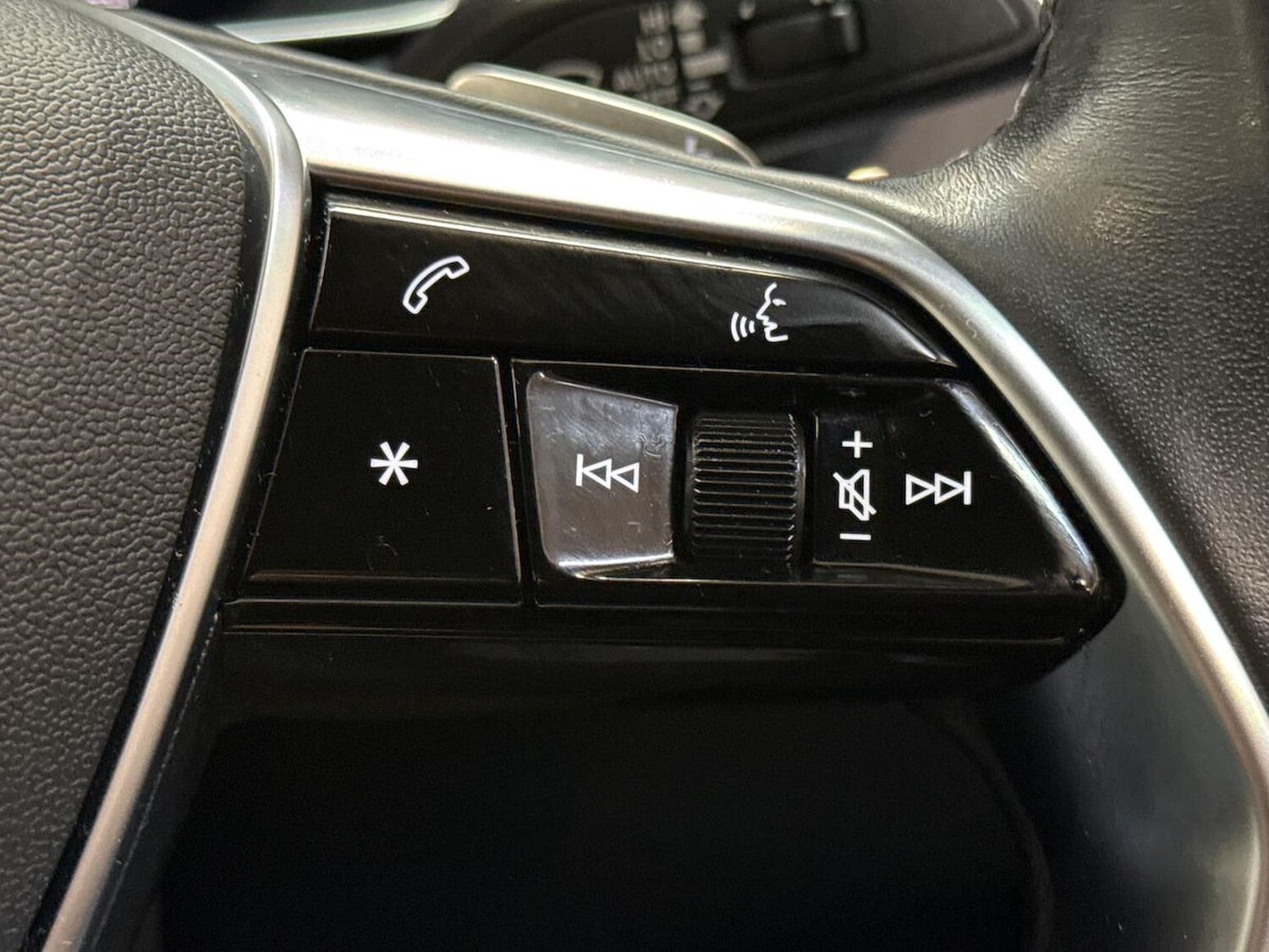 Used Audi A8 2023 for sale - 77676282: Photo 26