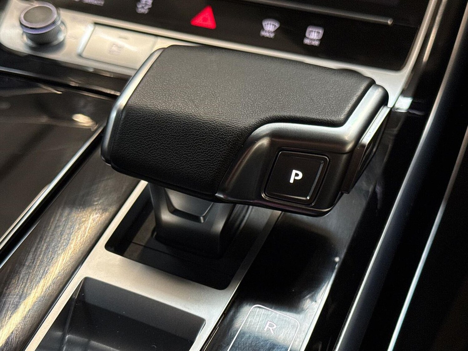 Used Audi A8 2023 for sale - 77676282: Photo 40