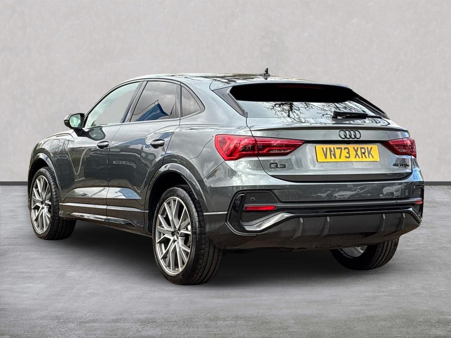 Used Audi Q3 2024 for sale - 78191698: Photo 2