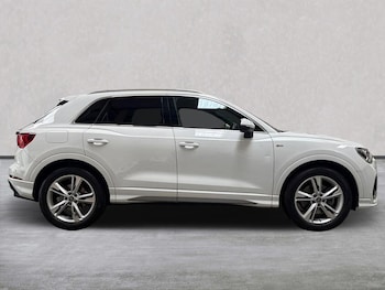 Used Audi Q3 2019 for sale - 75644396: Photo