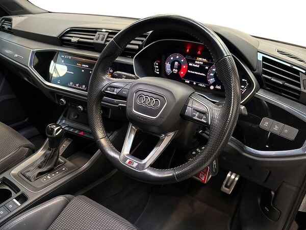 Used Audi Q3 2020 for sale - 76027601: Photo 15