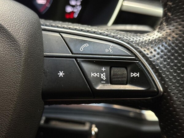 Used Audi Q3 2020 for sale - 76027601: Photo 26