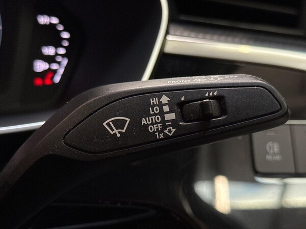 Used Audi Q3 2020 for sale - 76027601: Photo 28