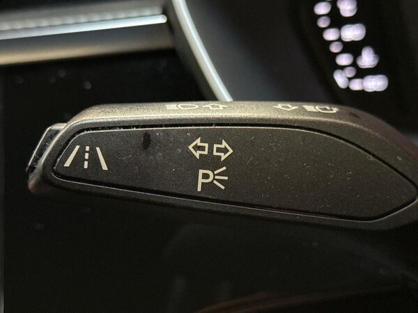 Used Audi Q3 2020 for sale - 76027601: Photo 29