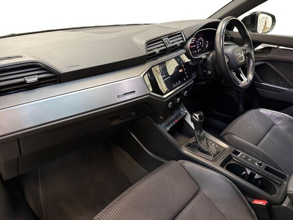 Used Audi Q3 2020 for sale - 76027601: Photo 7