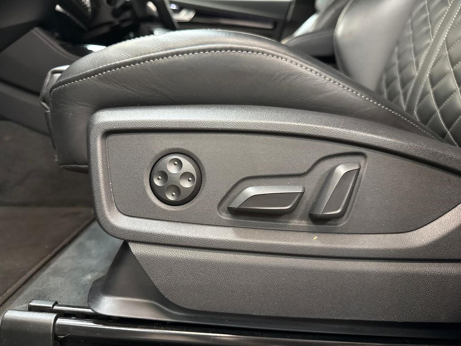 Used Audi Q5 2023 for sale - 76741116: Photo 30