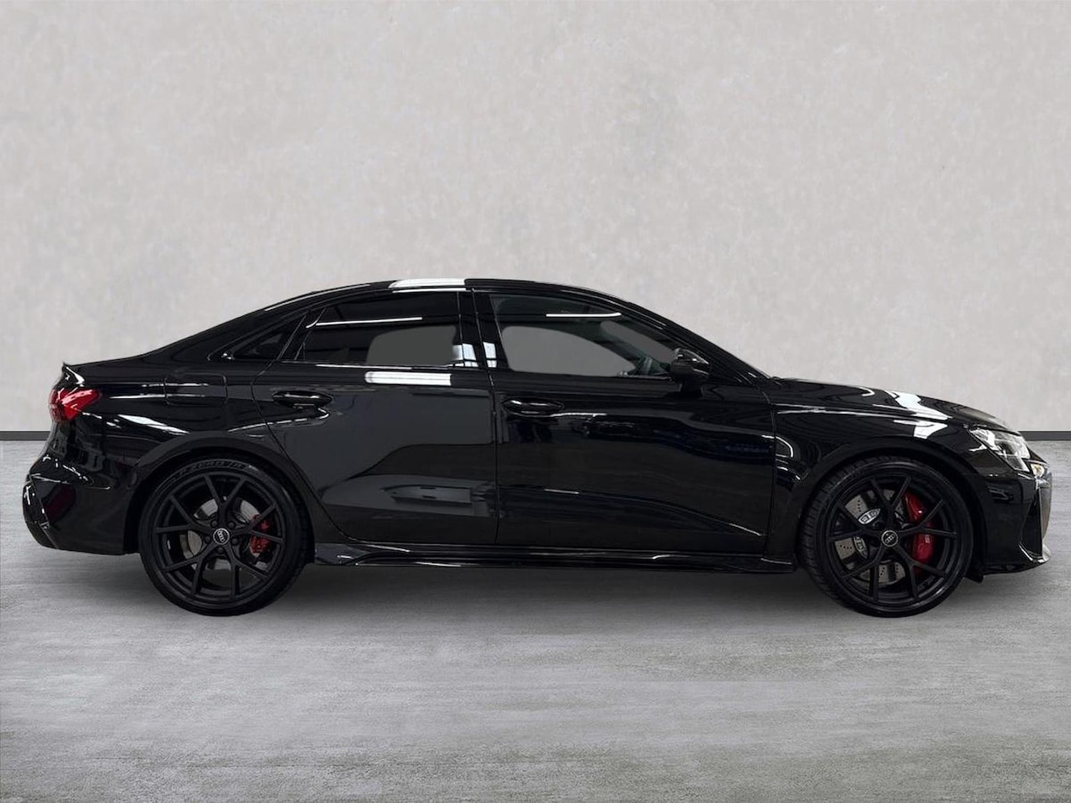 Used Audi RS3 2025 for sale - 76490795: Photo 3