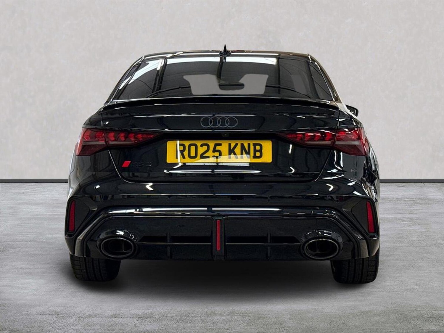 Used Audi RS3 2025 for sale - 76490795: Photo 4