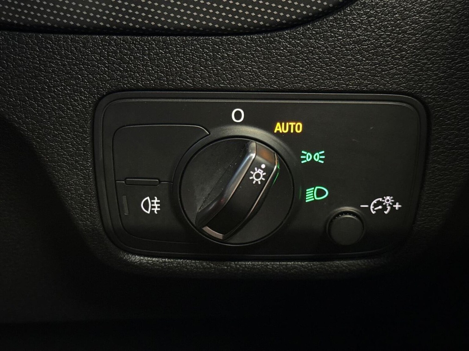Used Audi Q2 2022 for sale - 76047795: Photo 32