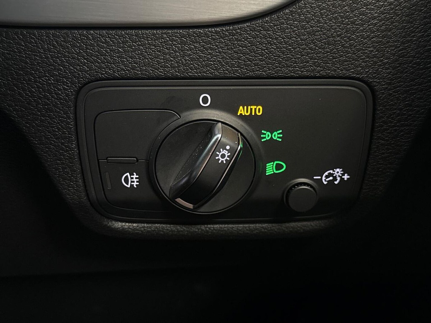 Used Audi Q2 2024 for sale - 76735564: Photo 32