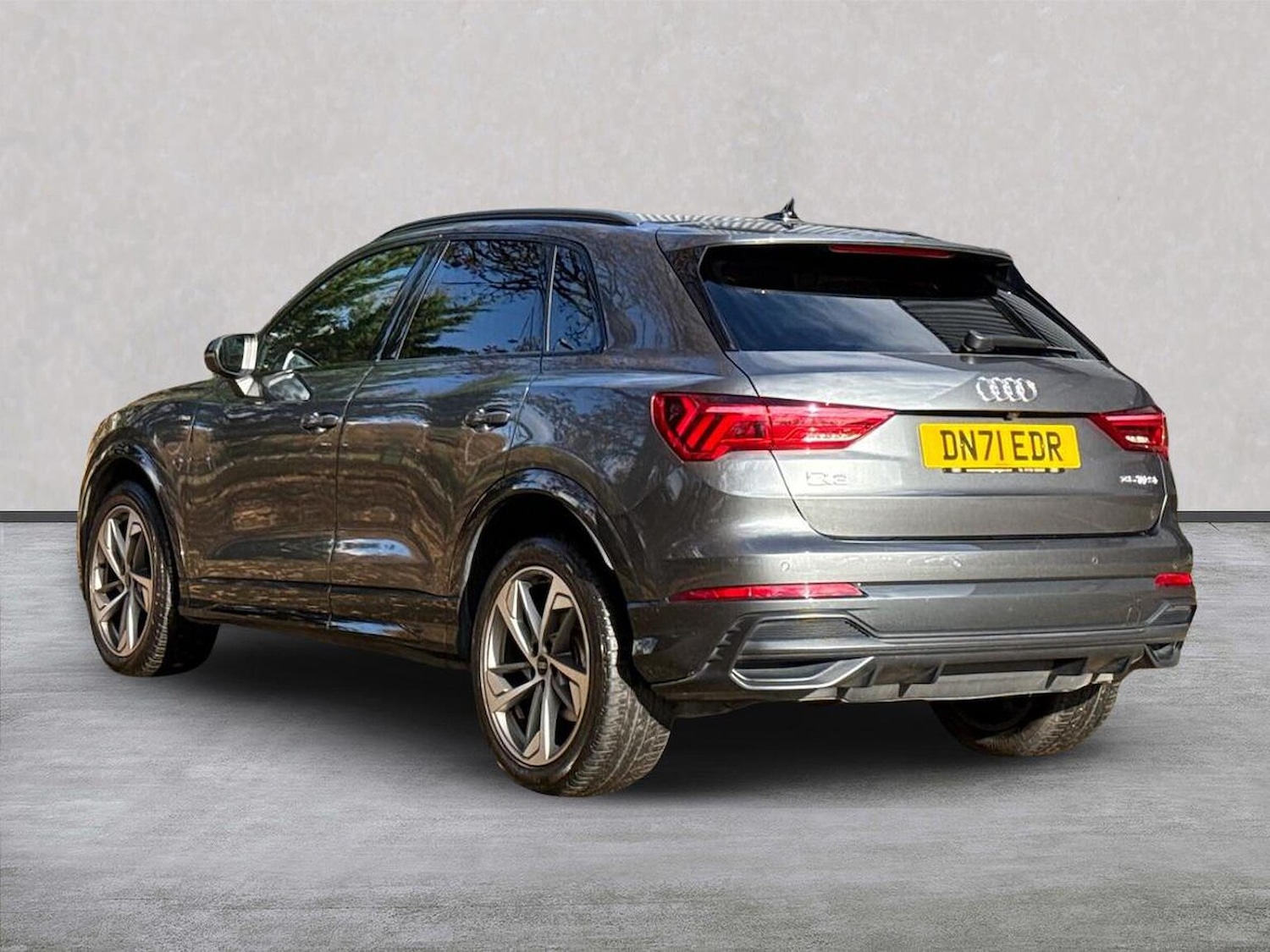 Used Audi Q3 2021 for sale - 76506158: Photo 2