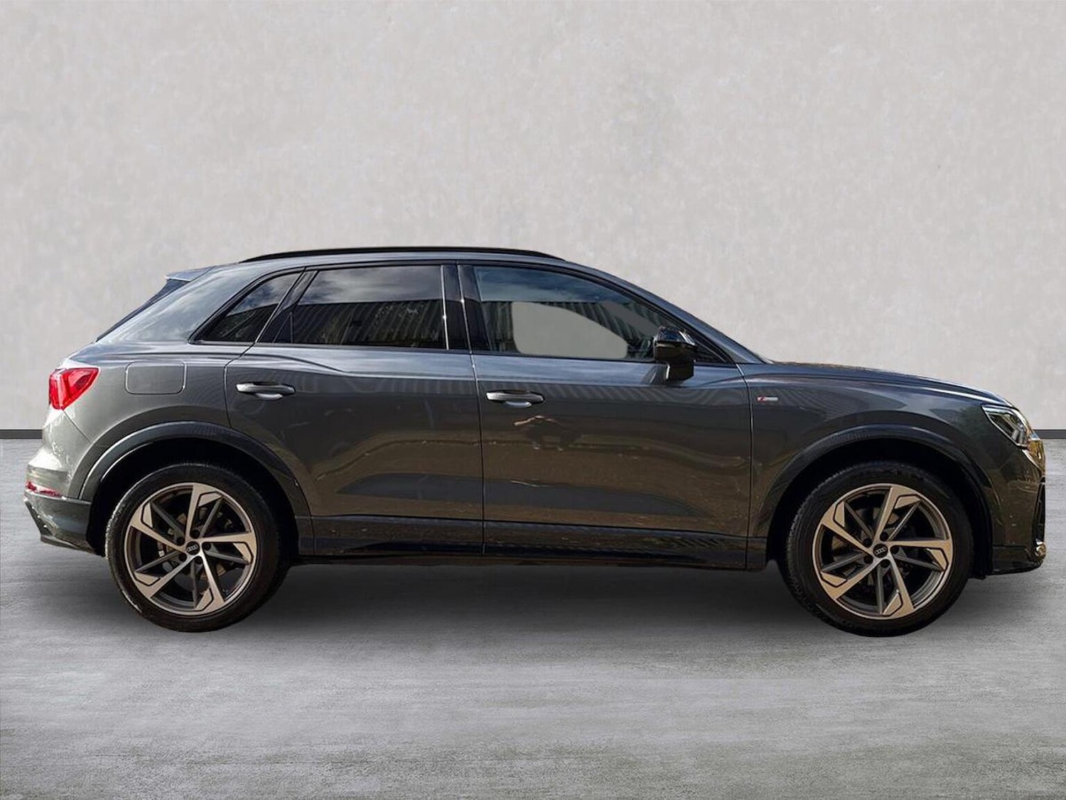 Used Audi Q3 2021 for sale - 76506158: Photo 3