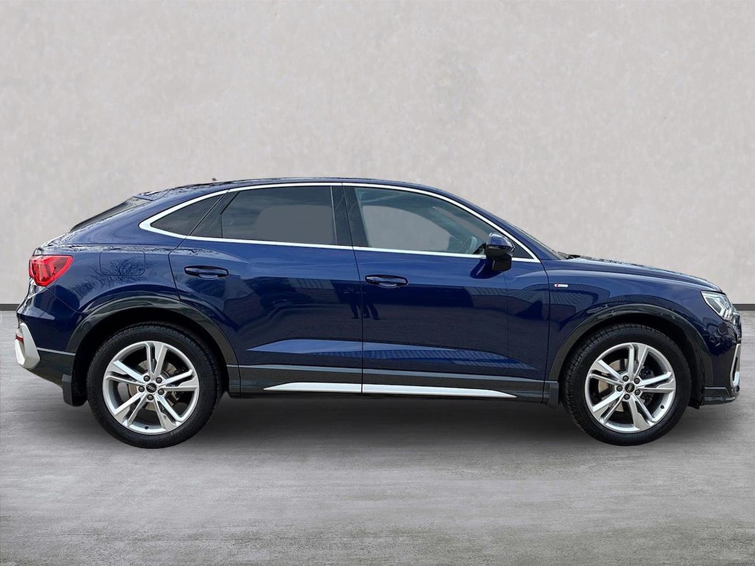 Used Audi Q3 2024 for sale - 78191705: Photo 5