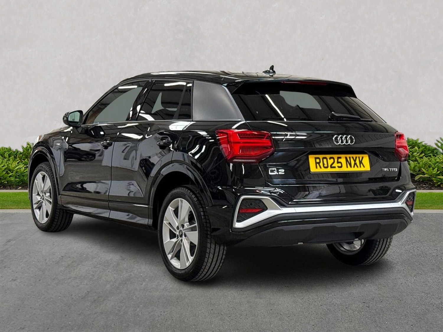 Used Audi Q2 2025 for sale - 76720274: Photo 2