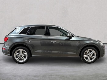 Used Audi Q5 2017 for sale - 79380010: Photo