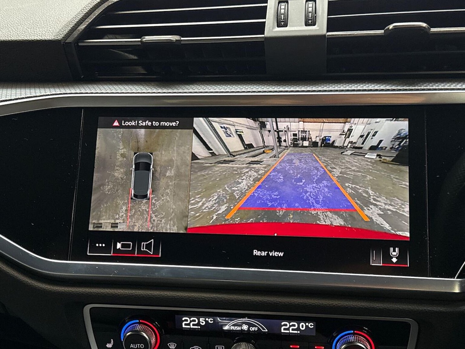 Used Audi Q3 2024 for sale - 76455158: Photo 23