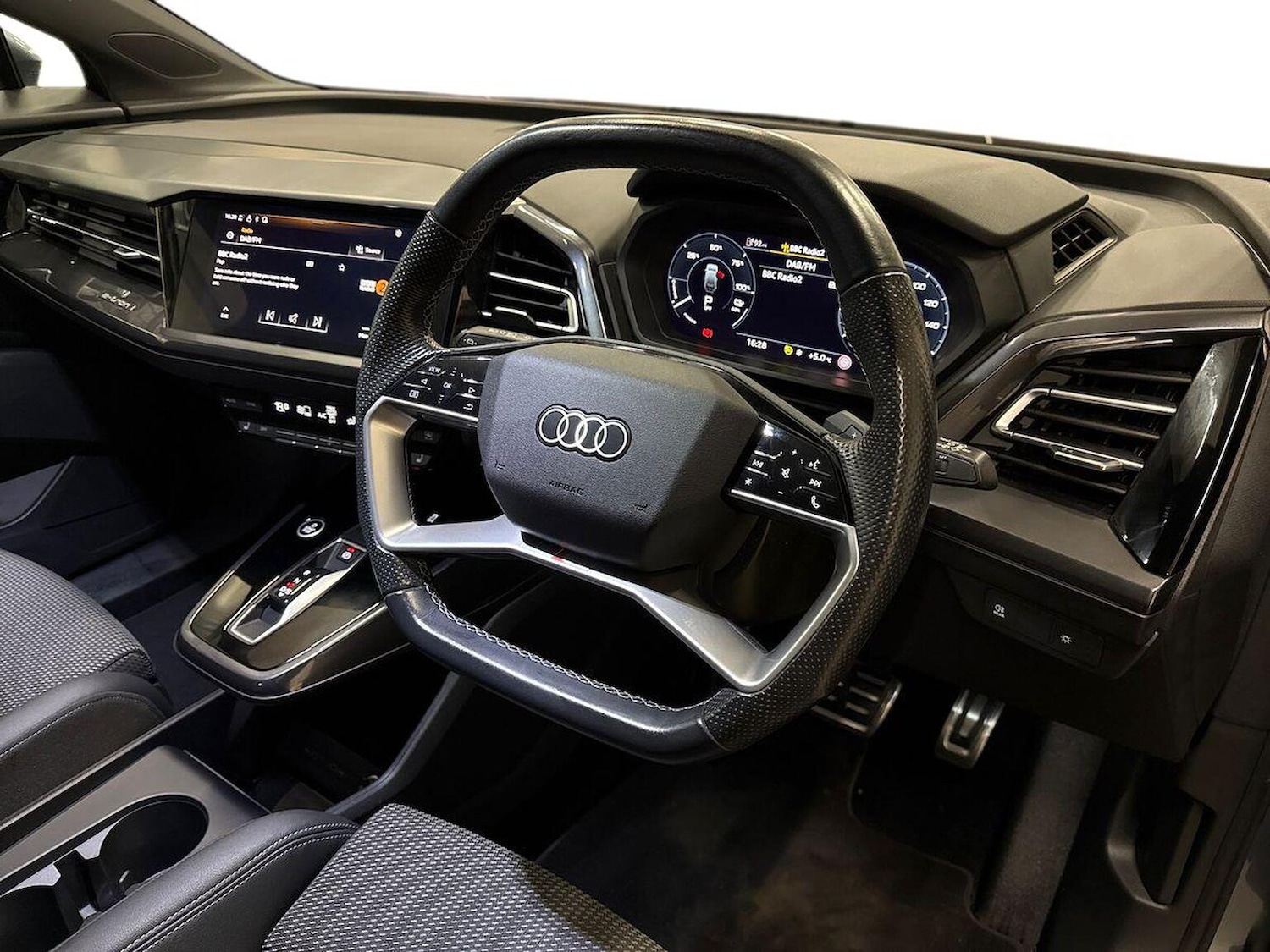 Used Audi Q4 e-tron 2021 for sale - 76638905: Photo 15