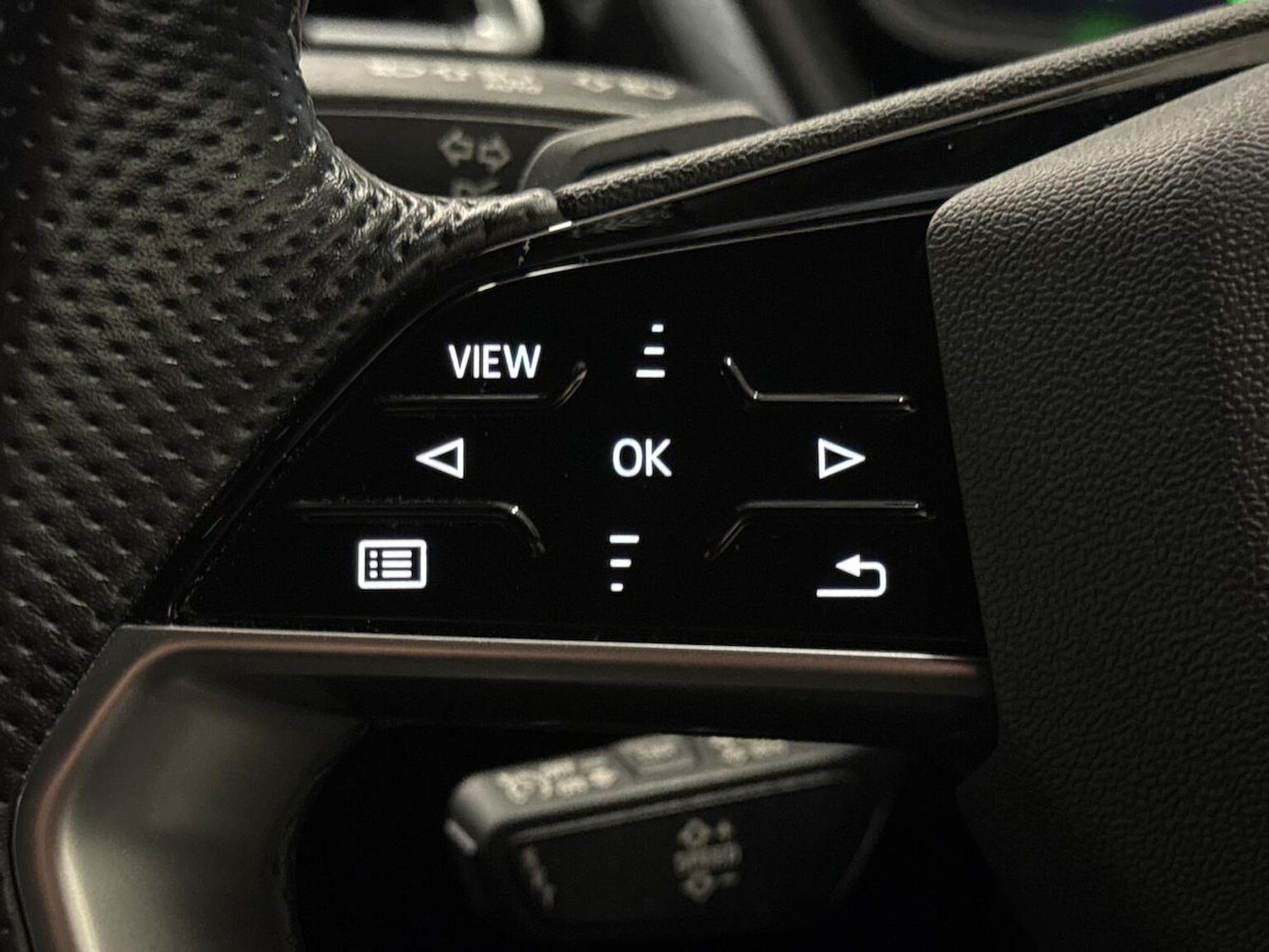 Used Audi Q4 e-tron 2021 for sale - 76638905: Photo 27