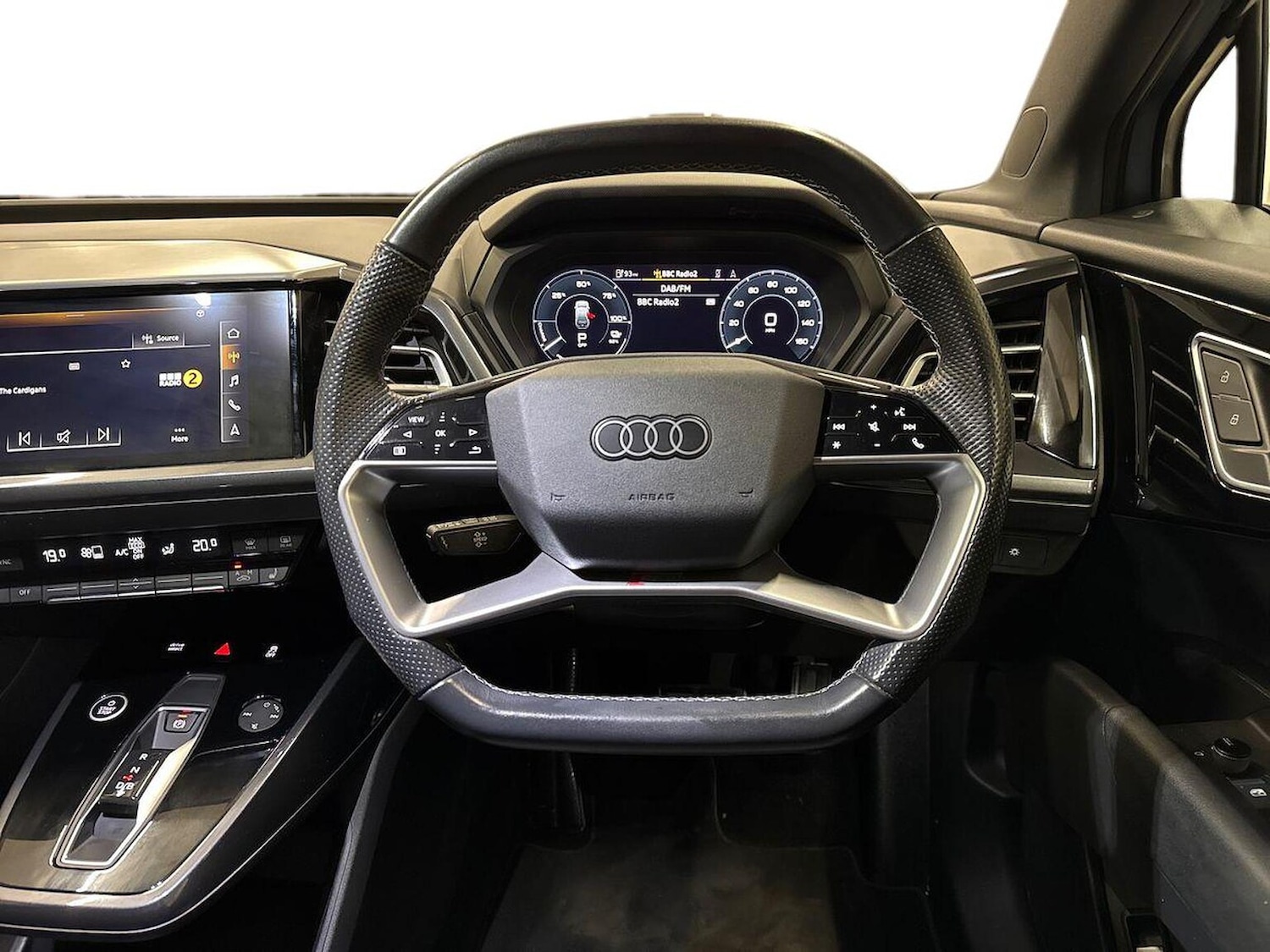 Used Audi Q4 e-tron 2021 for sale - 76638905: Photo 9
