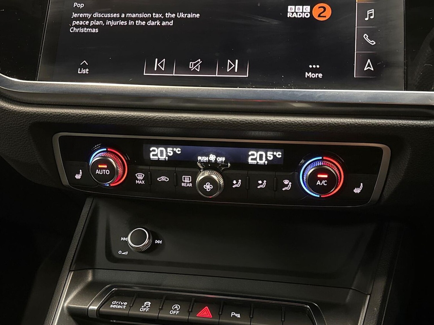 Used Audi Q3 2019 for sale - 76682567: Photo 12