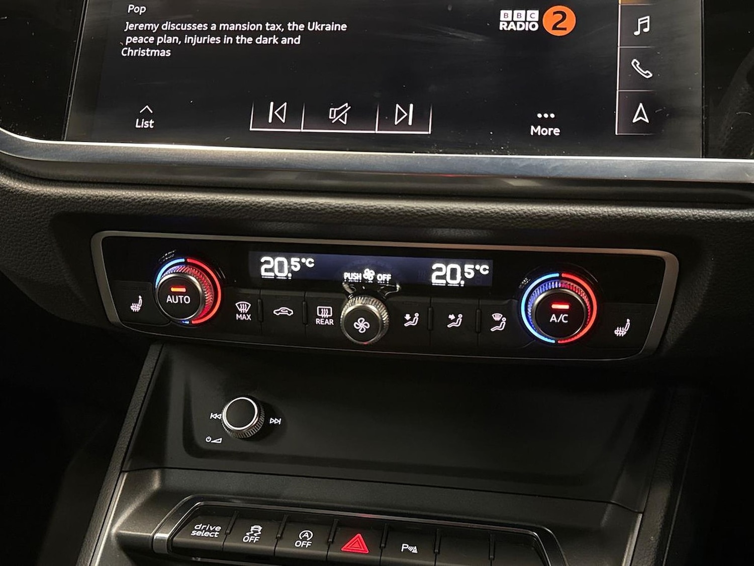 Used Audi Q3 2019 for sale - 76735575: Photo 12