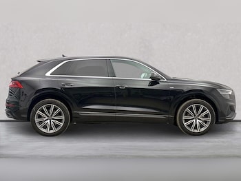 Used Audi Q8 2022 for sale - 79380007: Photo