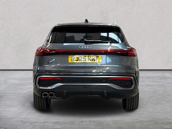 Used Audi Q5 2025 for sale - 76720296: Photo