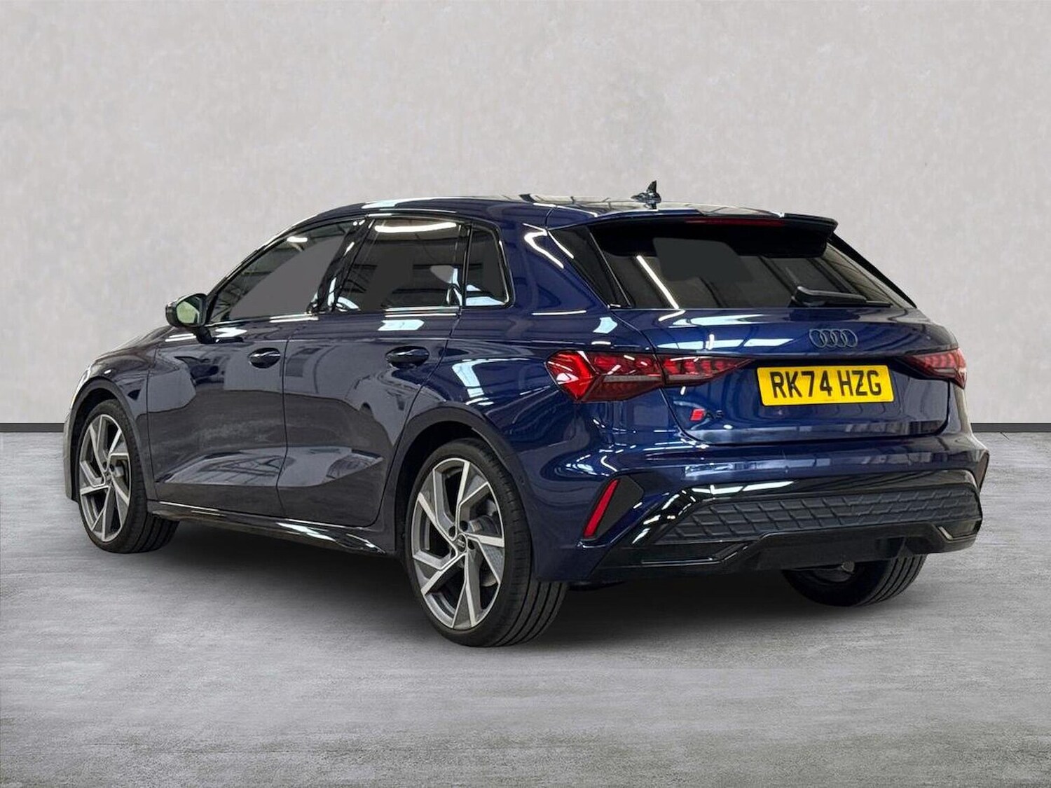 Used Audi A3 2024 for sale - 76127291: Photo 2