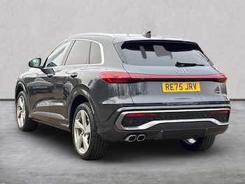 Used Audi Q5 2025 for sale - 78191657: Photo