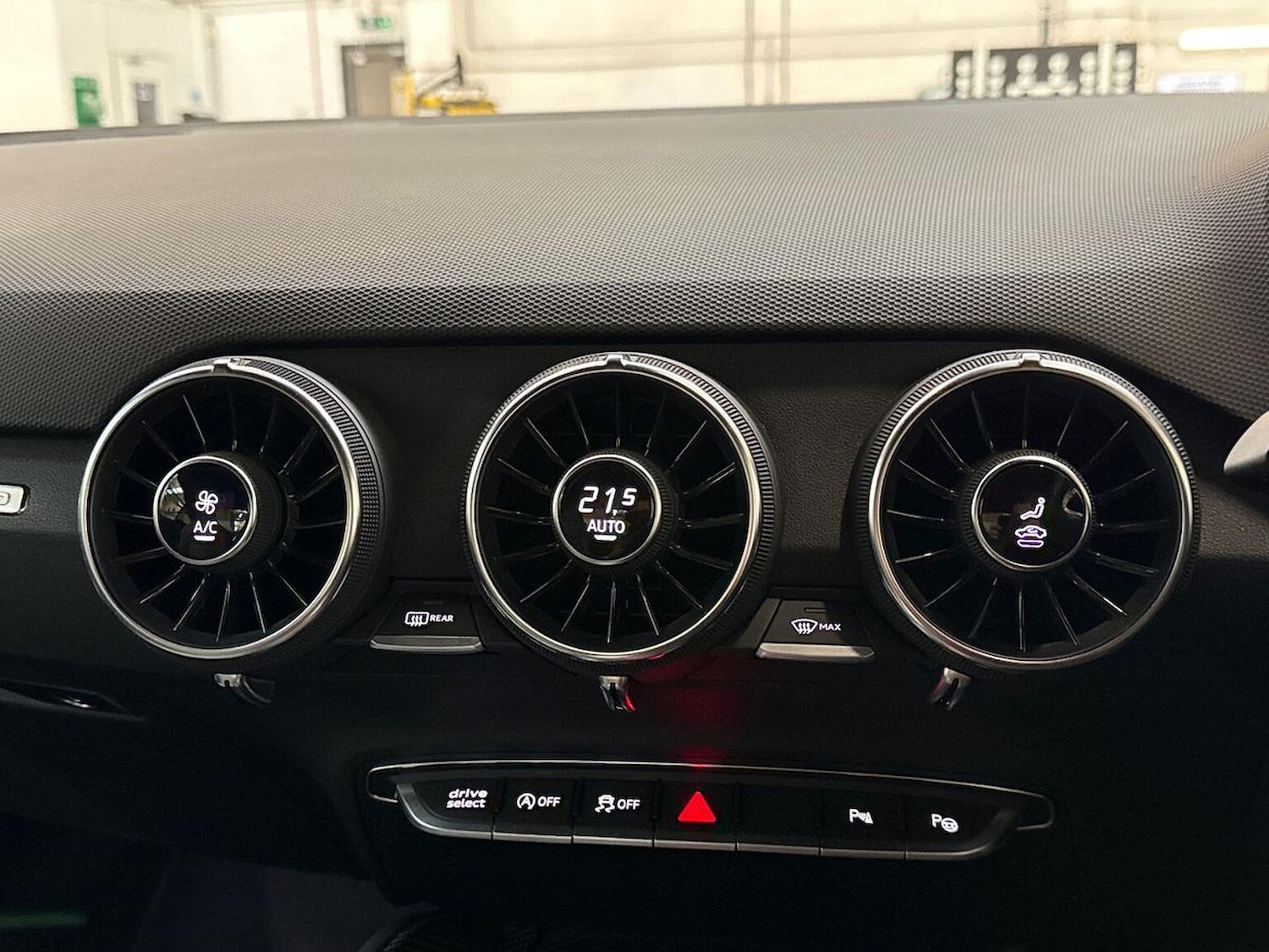 Used Audi TT 2021 for sale - 76735568: Photo 12