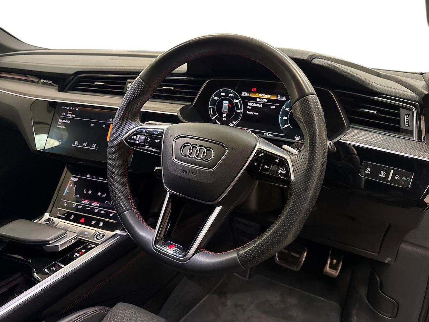 Used Audi Q8 2023 for sale - 77797010: Photo 15