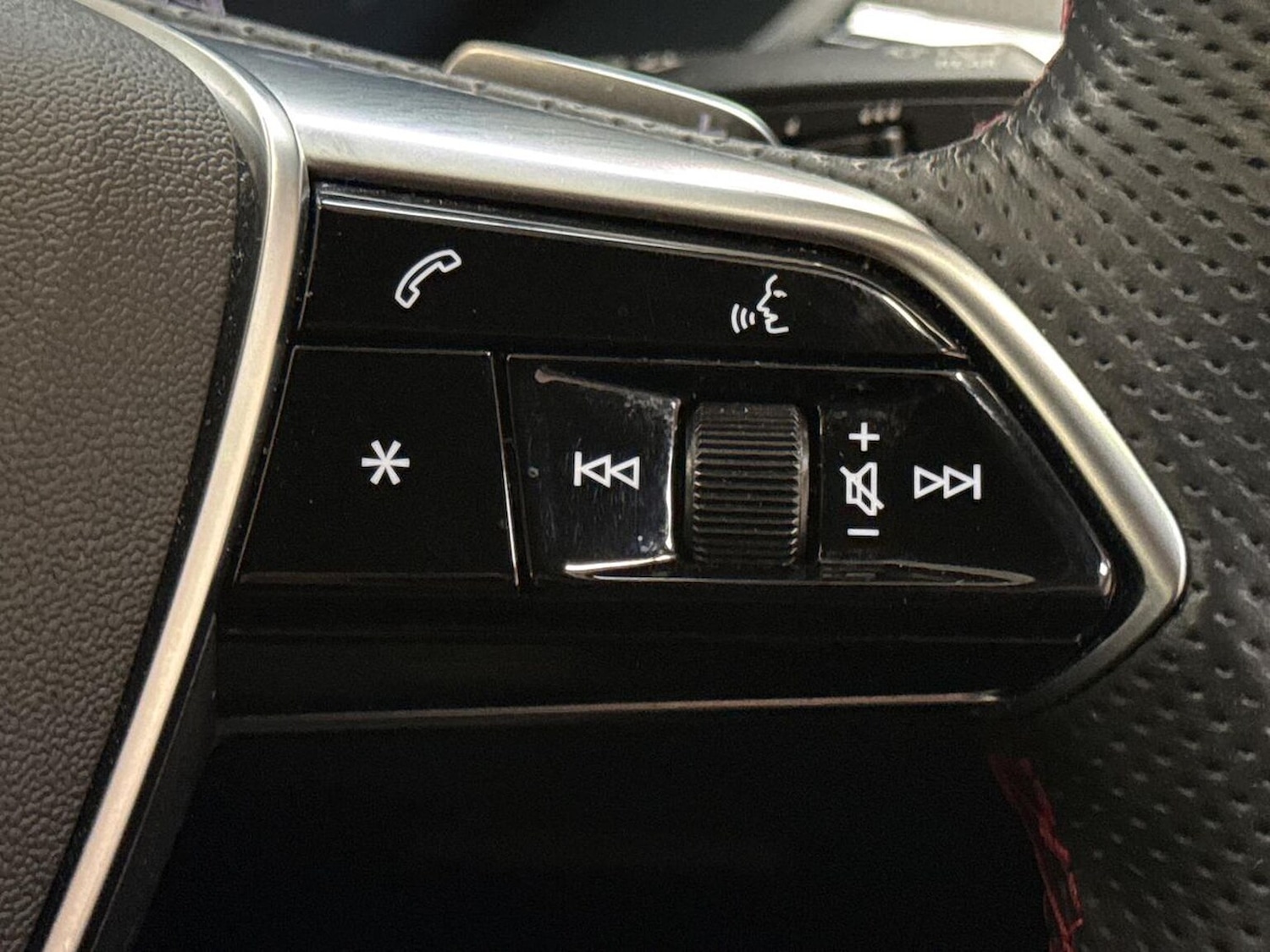 Used Audi Q8 2023 for sale - 77797010: Photo 26