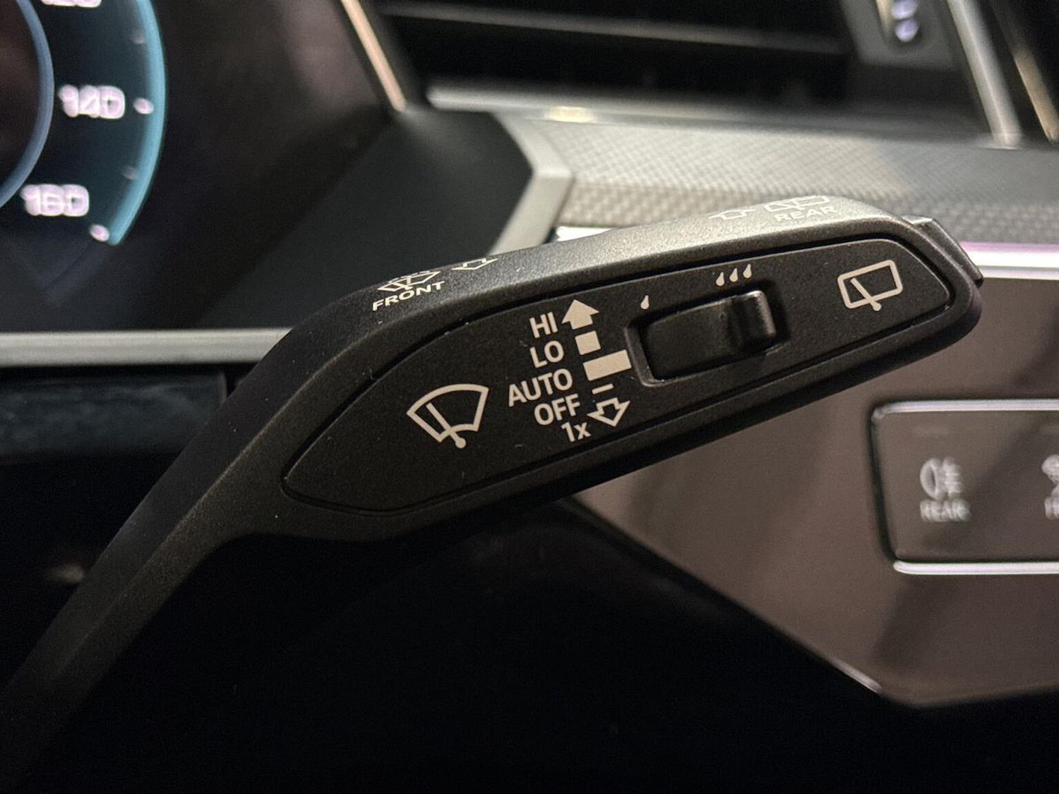 Used Audi Q8 2023 for sale - 77797010: Photo 28