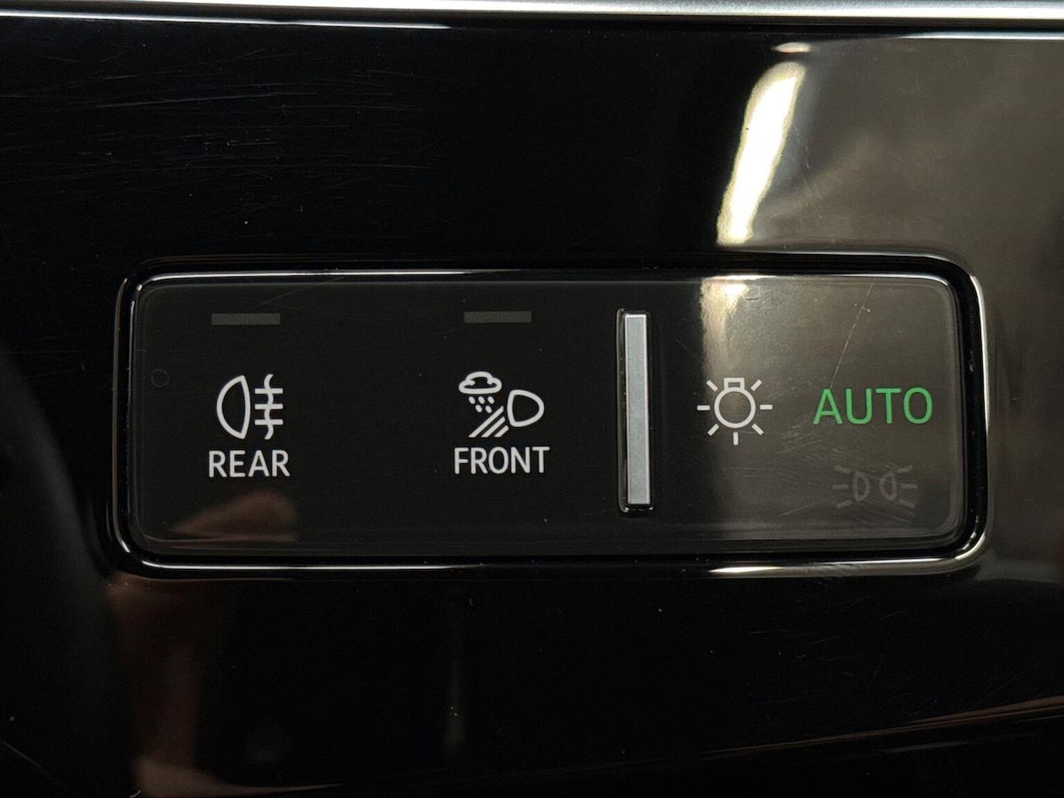 Used Audi Q8 2023 for sale - 77797010: Photo 32