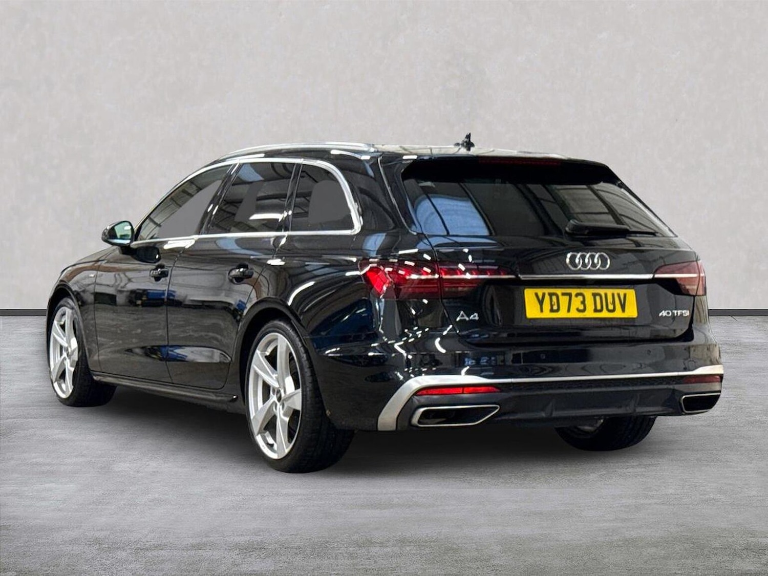 Used Audi A4 2023 for sale - 76807538: Photo 2