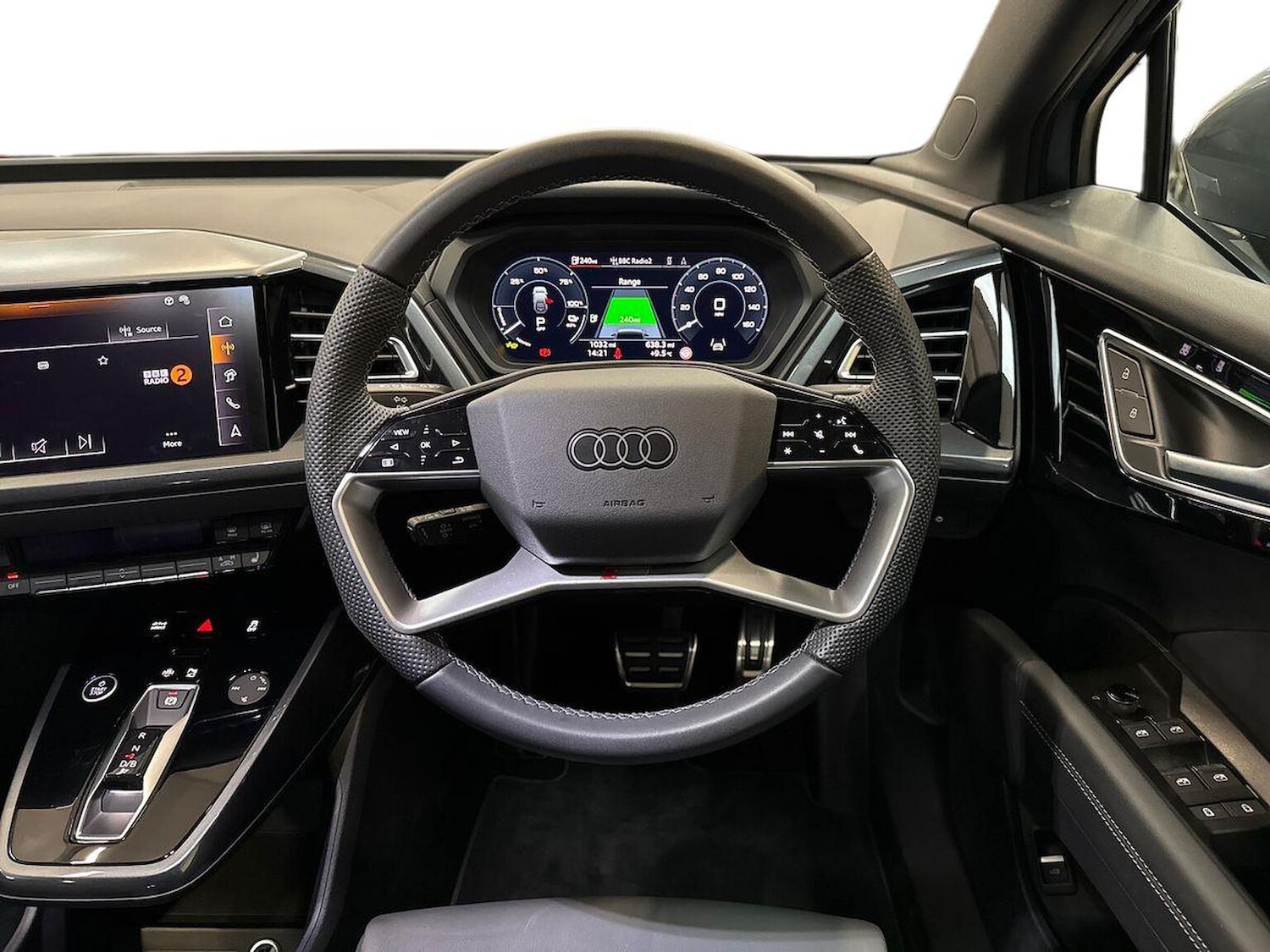 Used Audi Q4 e-tron 2025 for sale - 77078048: Photo 11