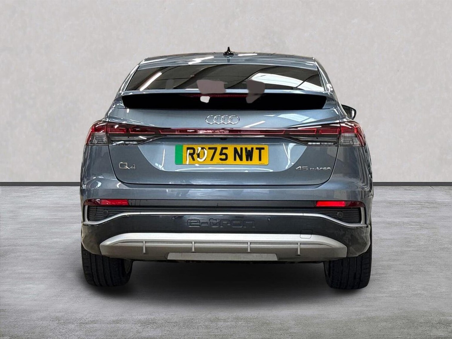 Used Audi Q4 e-tron 2025 for sale - 77078048: Photo 6