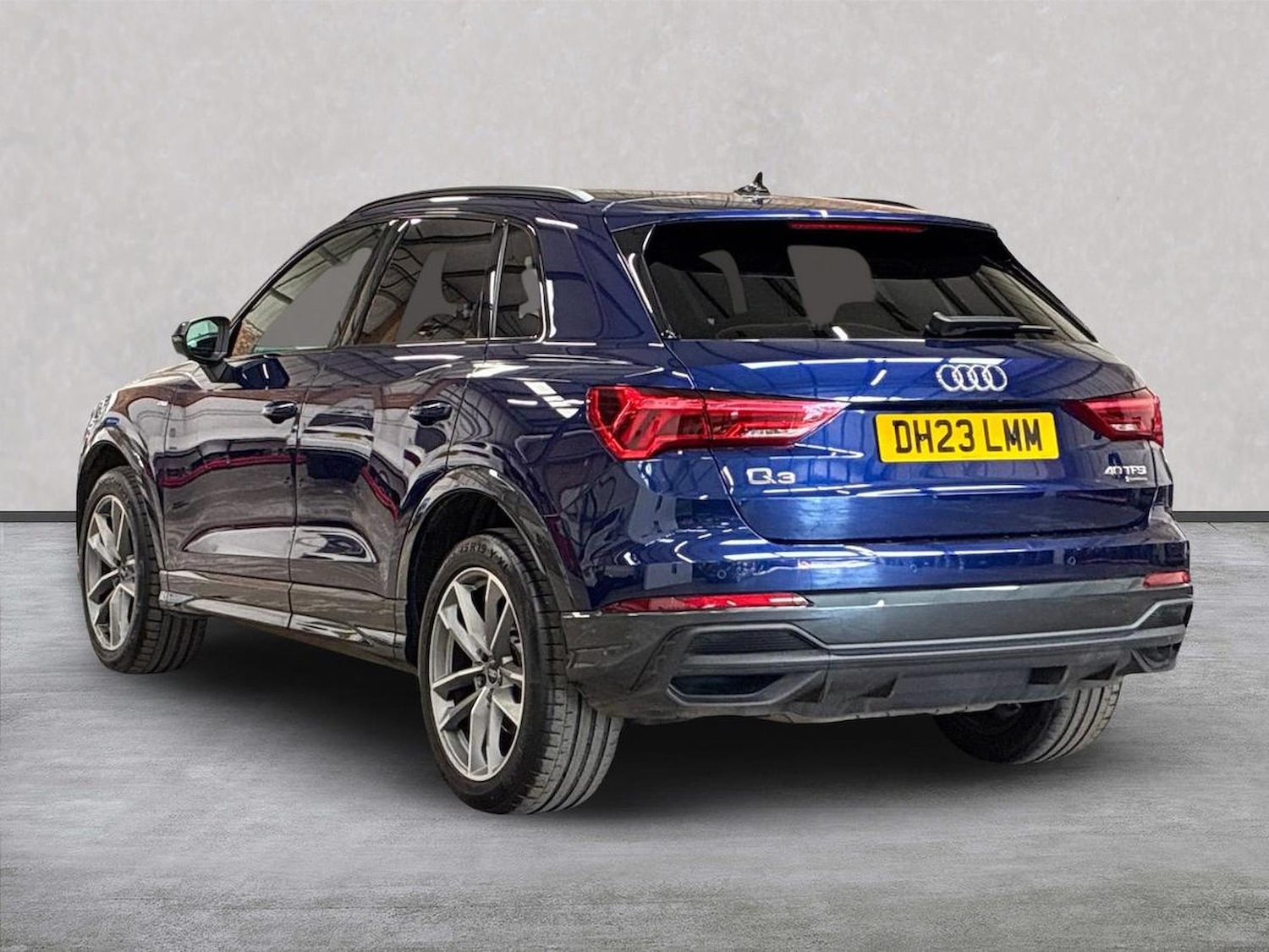 Used Audi Q3 2023 for sale - 78191721: Photo 2