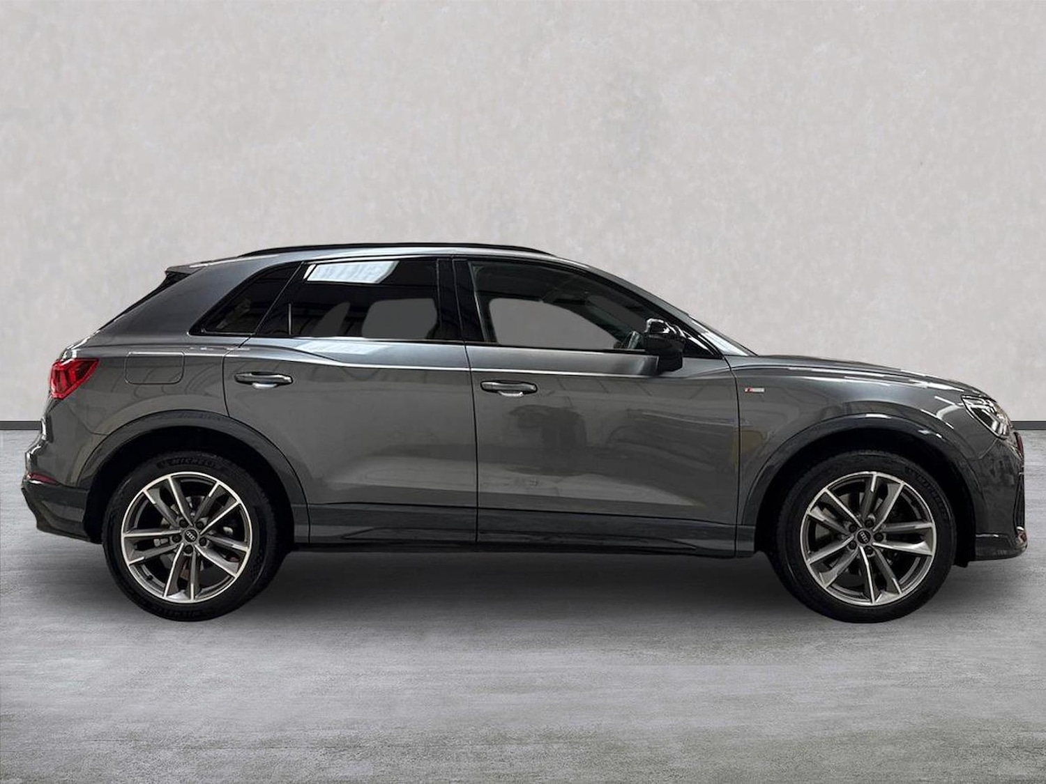 Used Audi Q3 2022 for sale - 76735576: Photo 3