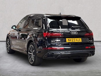 Used Audi Q7 2023 for sale - 79380073: Photo
