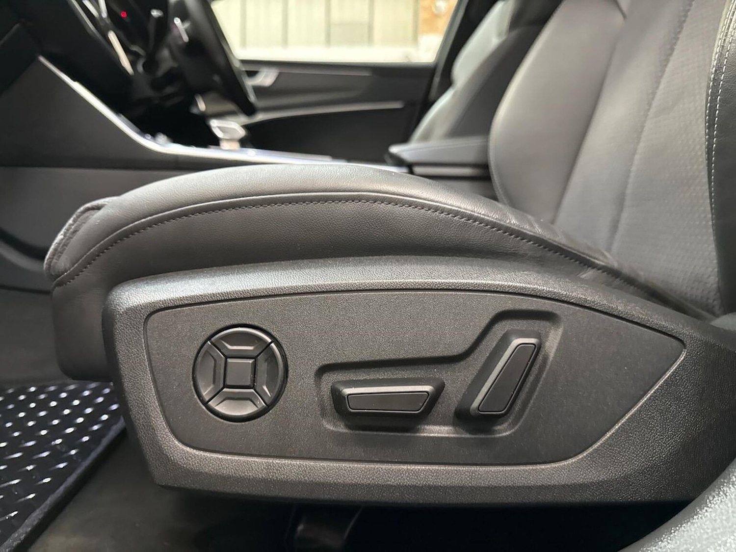 Used Audi A6 2022 for sale - 76741096: Photo 30