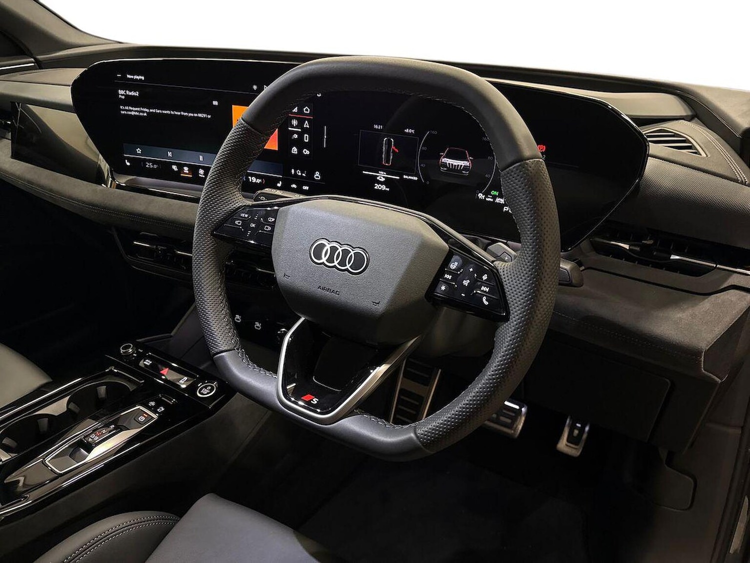 Used Audi Q6 e-tron 2025 for sale - 78193240: Photo 17