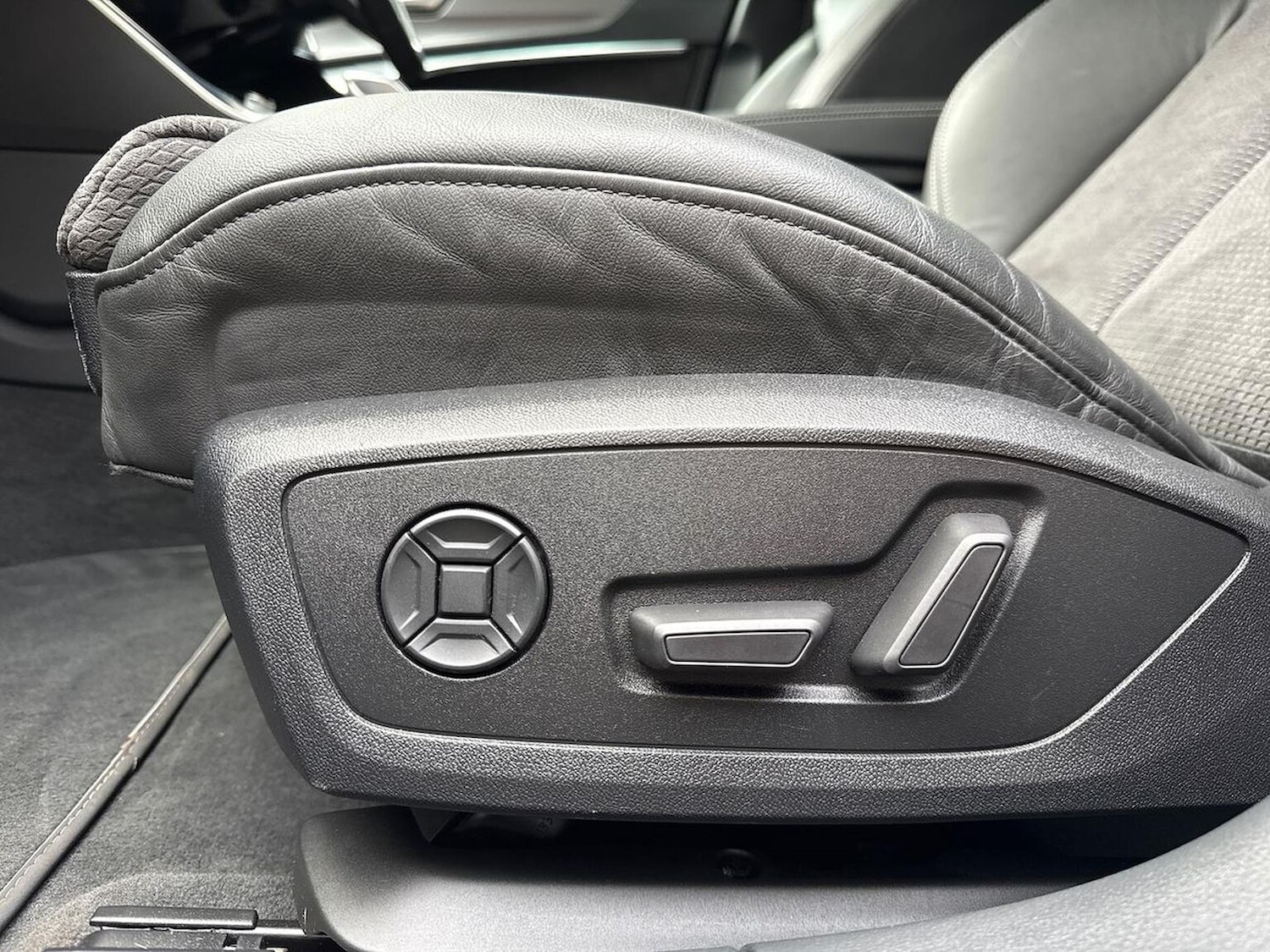 Used Audi A6 2019 for sale - 76506157: Photo 30