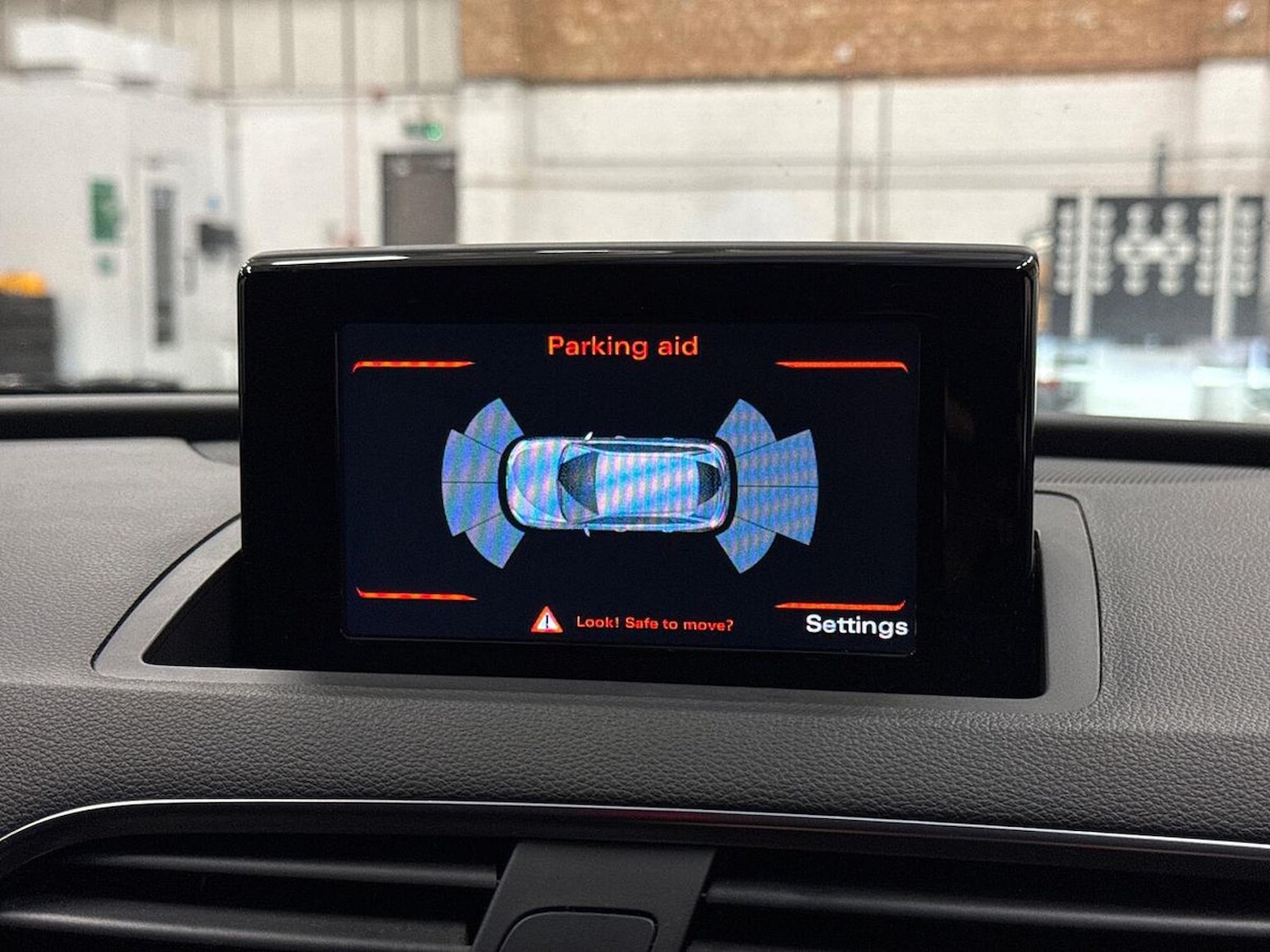 Used Audi Q3 2017 for sale - 76946980: Photo 23